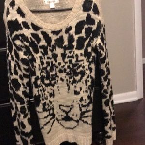 Lion face sweater